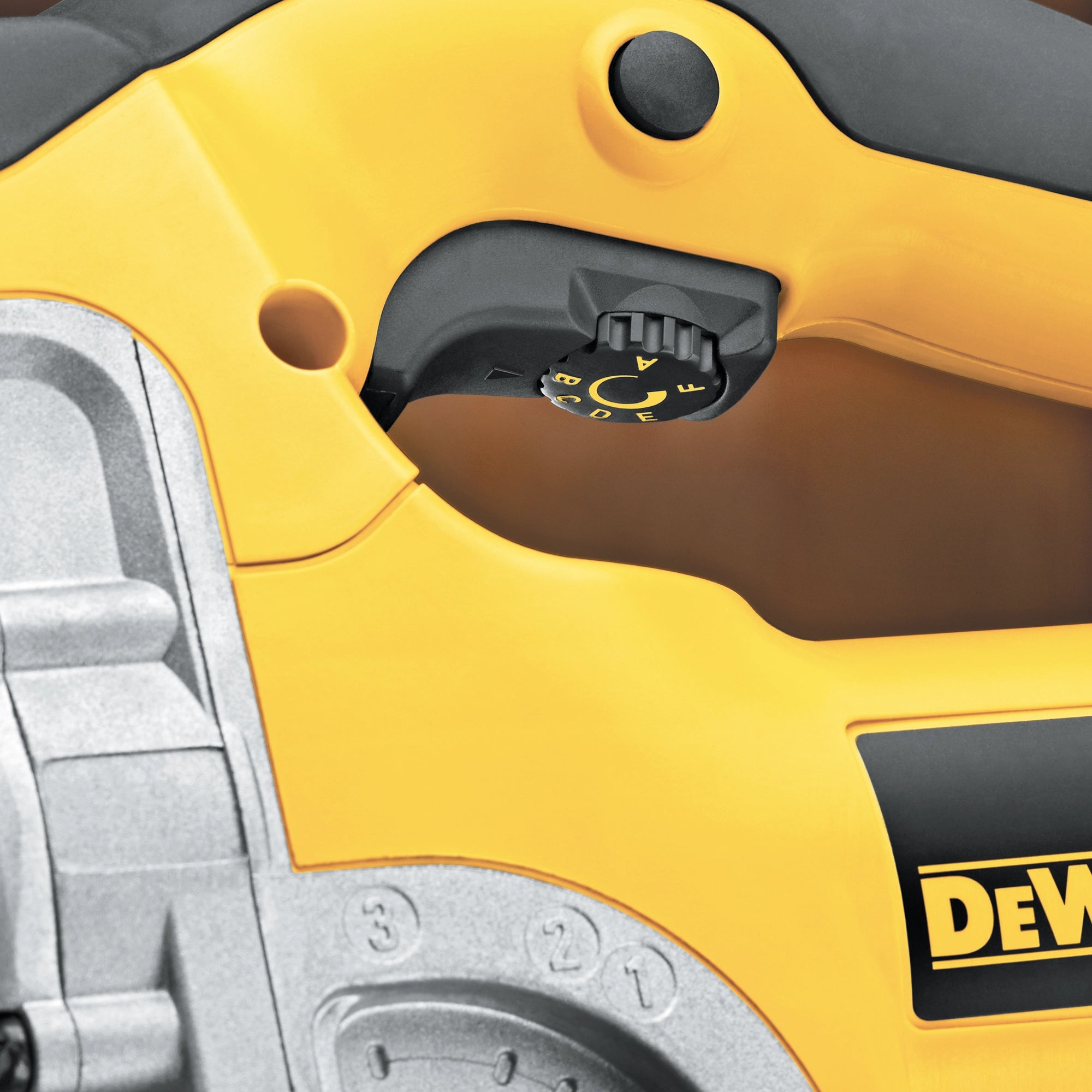 Seghetto alternativo Dewalt DW331KT-QS 701W